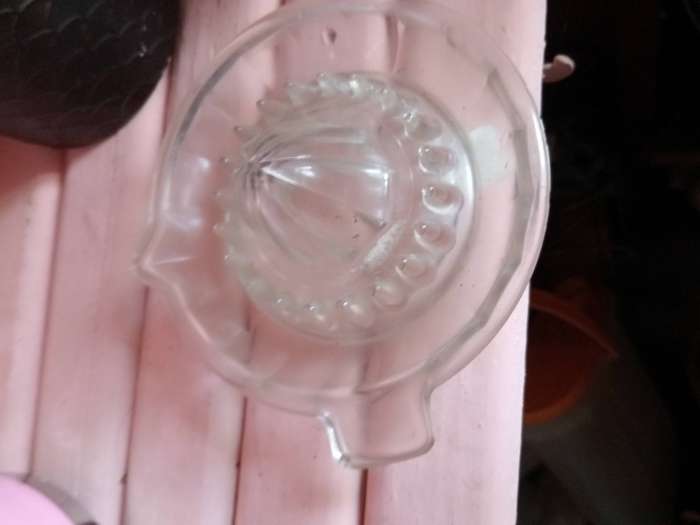 VINTAGE GLASS LEMON SQUASHER