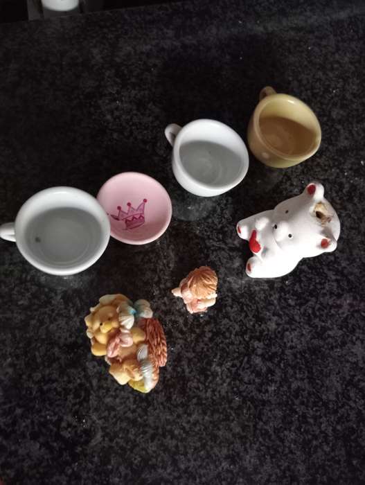 VINTAGE LOT SMALL COLLECTABLES