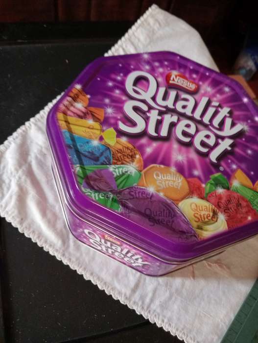 VINTAGE NESTLE QUALITY STREET
