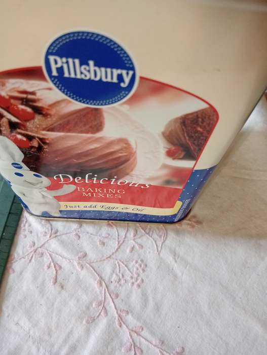 PILLSBURY DELICIOUS BAKING MIXES