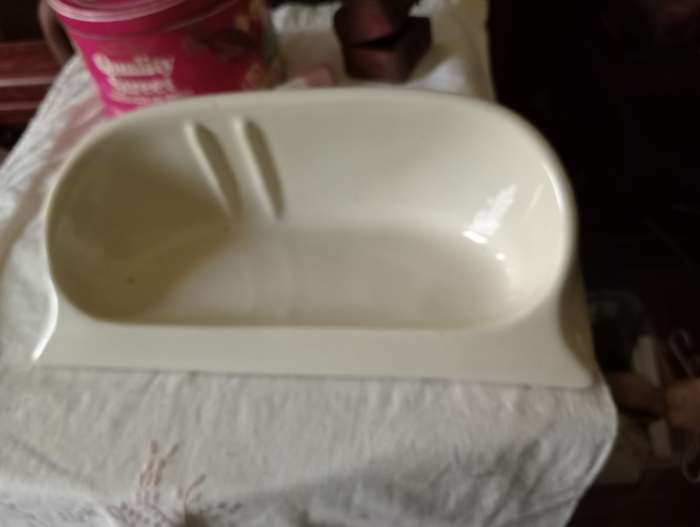 PORCELAIN WALL MOUNTED SOAP  HOLDER