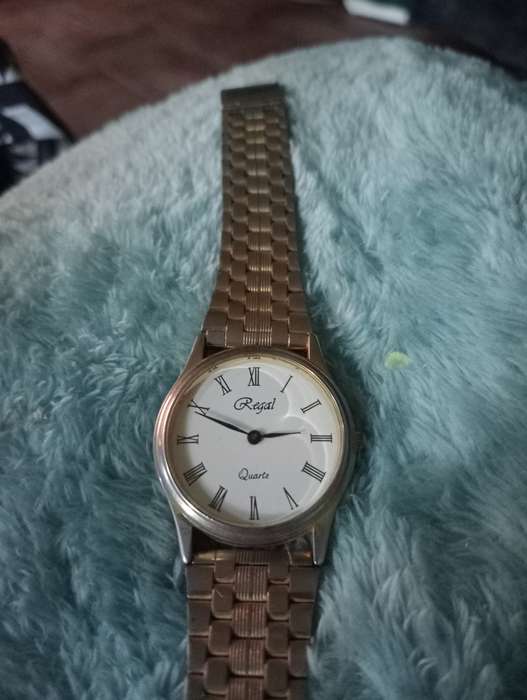 VINTAGE REGAL  MENS QUARTZ WATCH