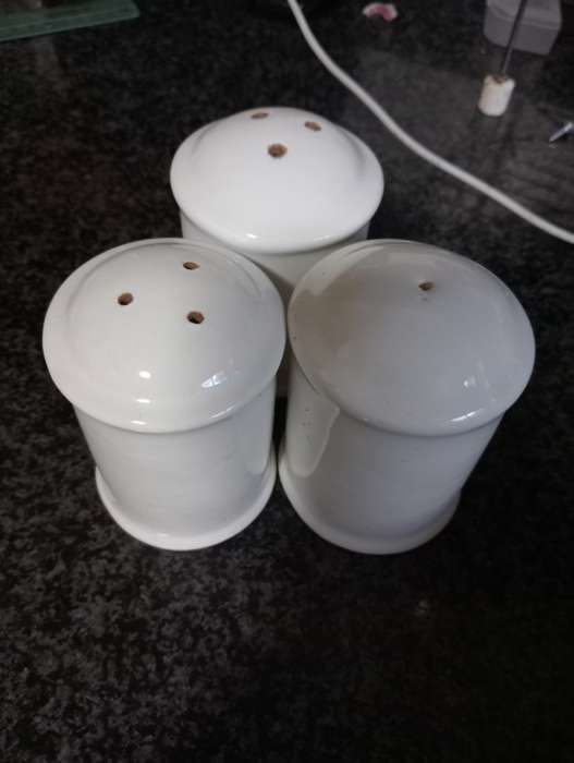 3 VINTAGE SALT AND PEPPER SHAKERS
