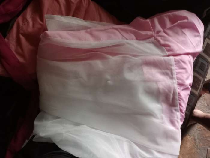 VINTAGE PINK SINGLE BED NIGHT FRILL