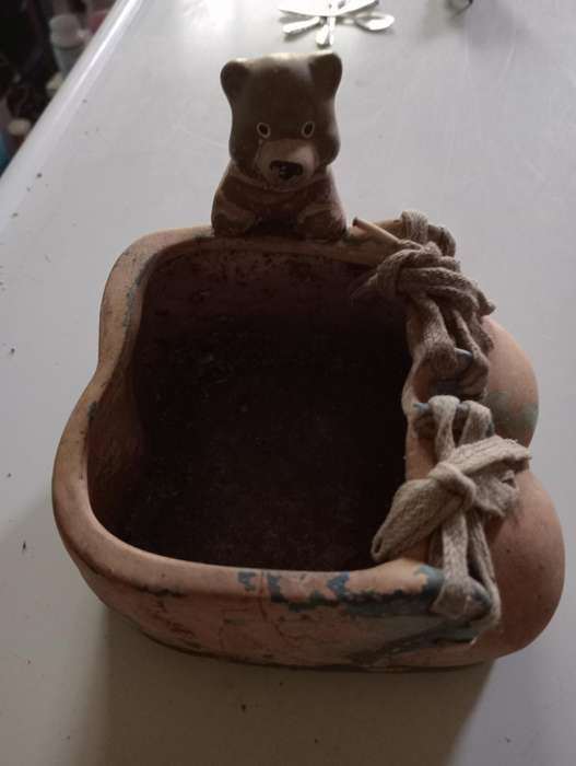 VINTAGE SMALL BOOTPLANTER