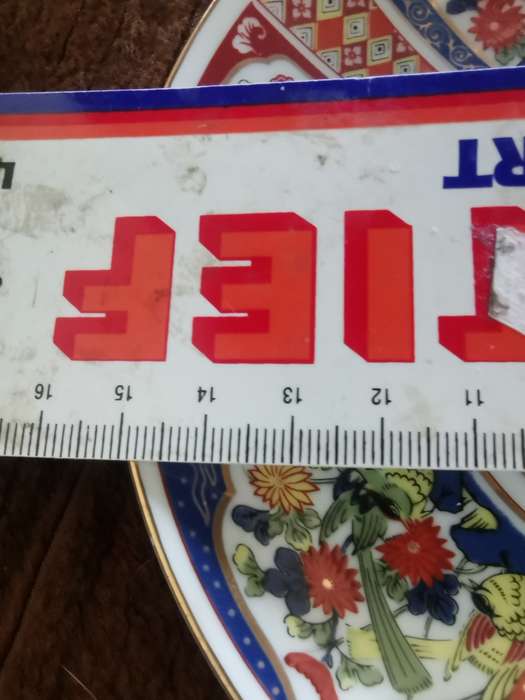 VINTAGE COLLECTABLE PLATE