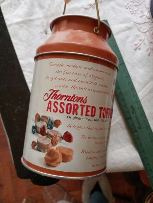 THORNTORNS ASSORTED TOFFEES