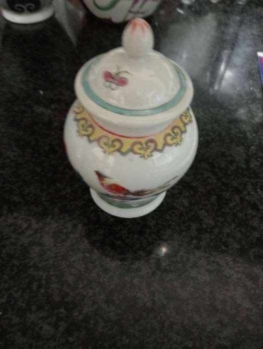 VINTAGE 10CM GINGER JAR