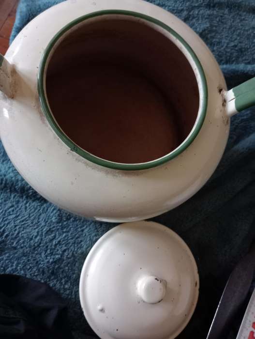 VINTAGE BIG ENAMEL  KETTLE