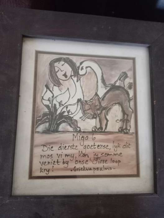 VINTAGE  WODEN FRAME WITH PHOTO AND GLASS
