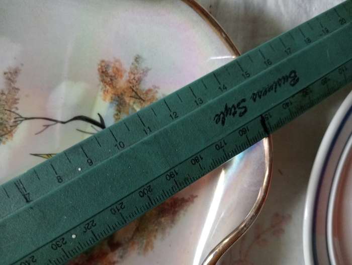 VINTAGE GLAZED HANDPAINTED SMALL BOWL