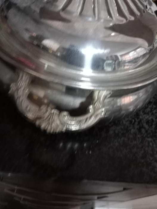 VINTAGE LEONARD SILVERPLATED COVERED LIDDED SERVING ORNATE DISH
