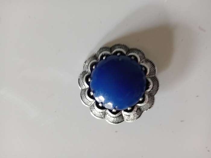 VINTAGE SILVER OVAL LAPIS GEMSTONE BROOCH
