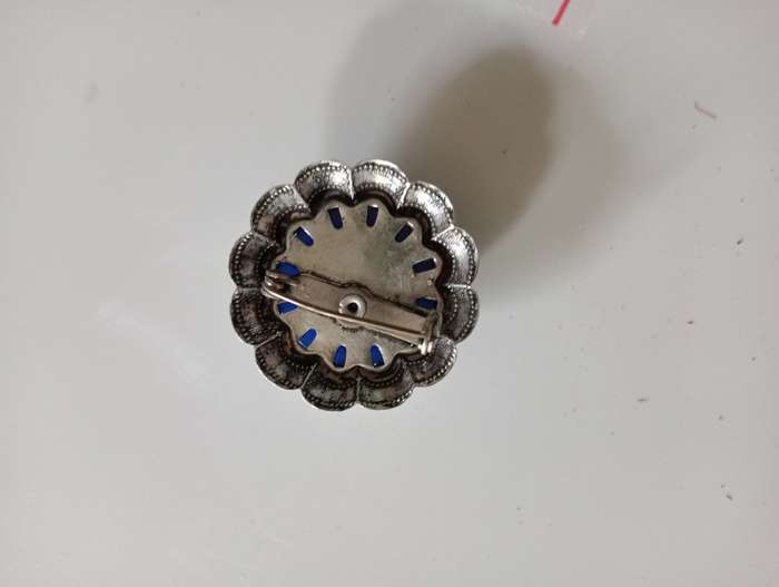 VINTAGE SILVER OVAL LAPIS GEMSTONE BROOCH