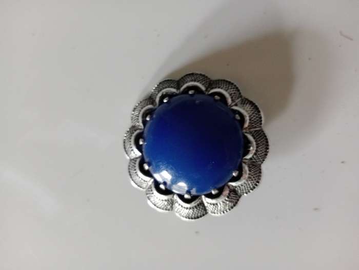 VINTAGE SILVER OVAL LAPIS GEMSTONE BROOCH