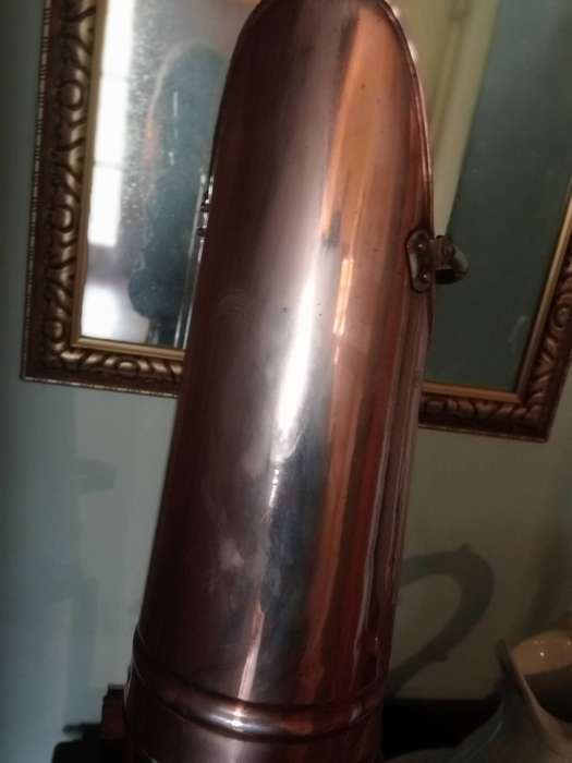 VINTAG RED COPPER COAL SCUTTLE WITH BRASS TRIMMINGS