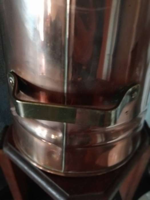 VINTAG RED COPPER COAL SCUTTLE WITH BRASS TRIMMINGS