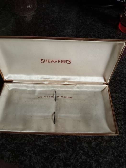 VINTAGE SCHAEFER SPECTACLE CASE