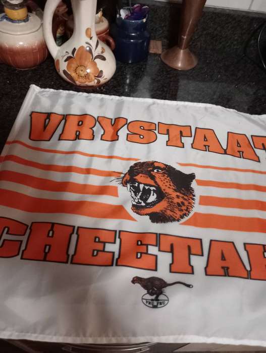 VINTAGE VRYSTAAT CHEETAH  FLAG
