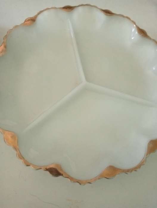VINTAGE WHITE DIVIDED TRAY WITH GOLD RIM
