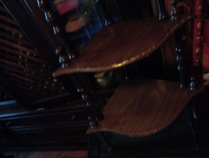 VINTAGE WOODEN CORNER STAND