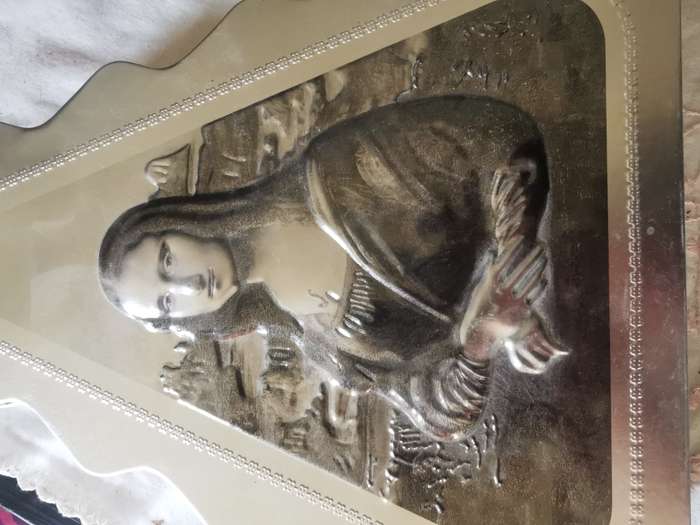 VINTAGE COLLECTABLE TIN