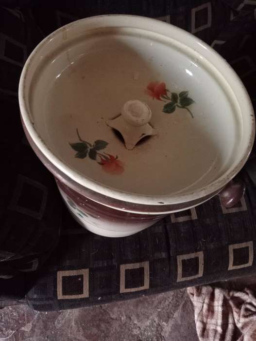 Vintage enamel bucket with Lid