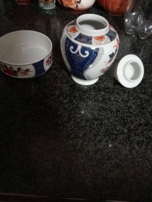 VINTAGE JAPAN IMARI GINGER JAR AND SMALL HOLDER