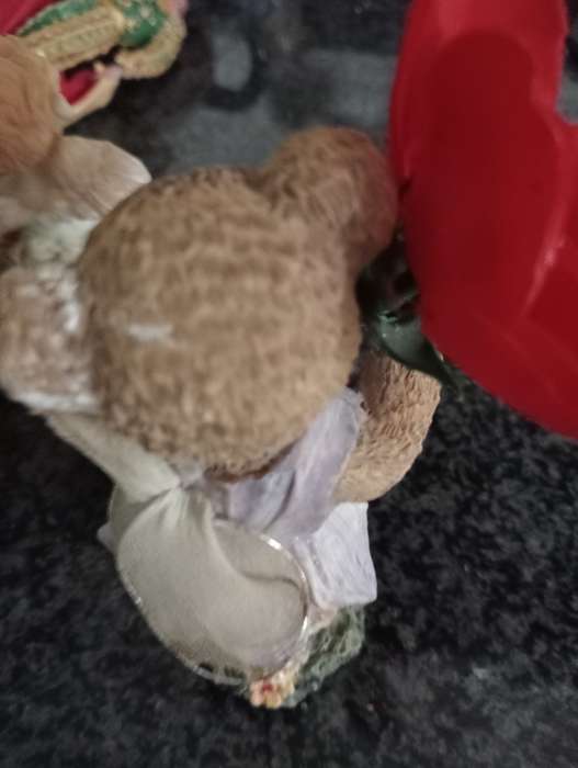 VINTAGE SMALL BEAR WITH FLOWER