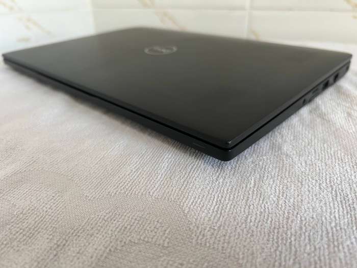 Dell Latitude 7390 -> Core i5-8350U / 8GB RAM / 256GB SSD / Windows 11 PRO