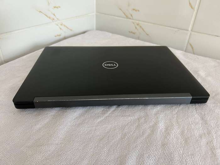 Dell Latitude 7390 -> Core i5-8350U / 8GB RAM / 256GB SSD / Windows 11 PRO