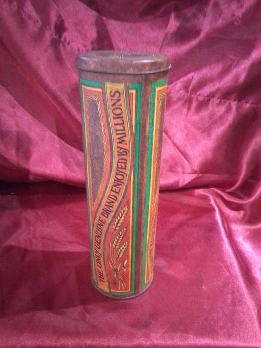 Vintage Gold Medal Spaghetti Tin