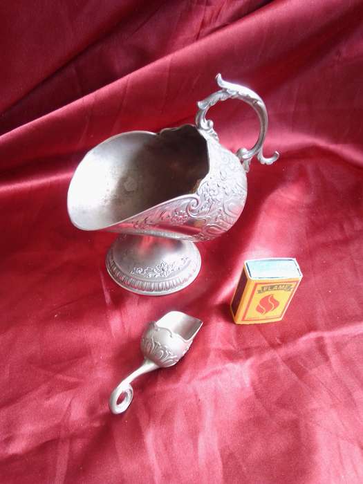 Art Deco Silver Plated Sugar Basin With Original Scoop