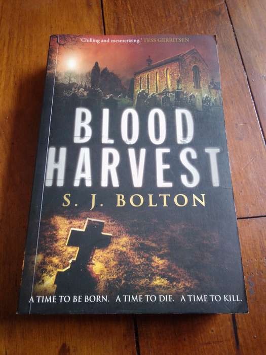 BLOOD HARVEST - S.J. Bolton 2010 Softcover
