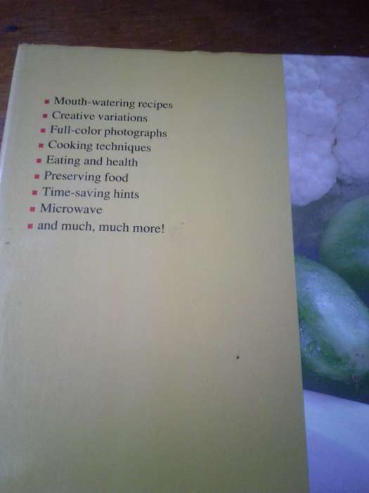 What's Cooking Hardcover - Over Two Thousand Recipes
