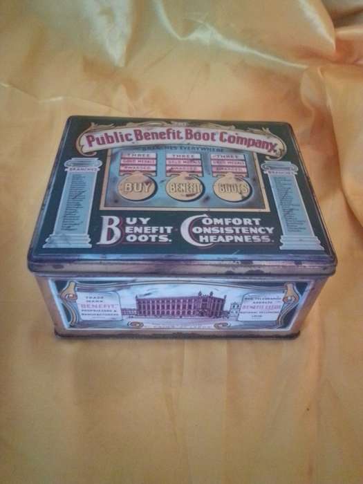 Vintage 'The Public Benefit Boot Company Tin