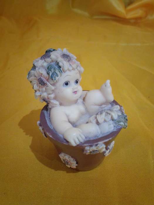 Retro Baby Pot Plant Handpainted Resign Figure