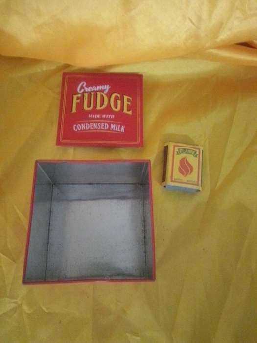 2016 Creamy Fudge Condensed Milk Tin