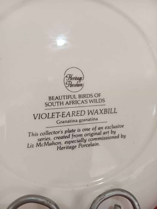 Retro Heritage Porcelain Collectors Plate 'Violet-Eared Waxbill'