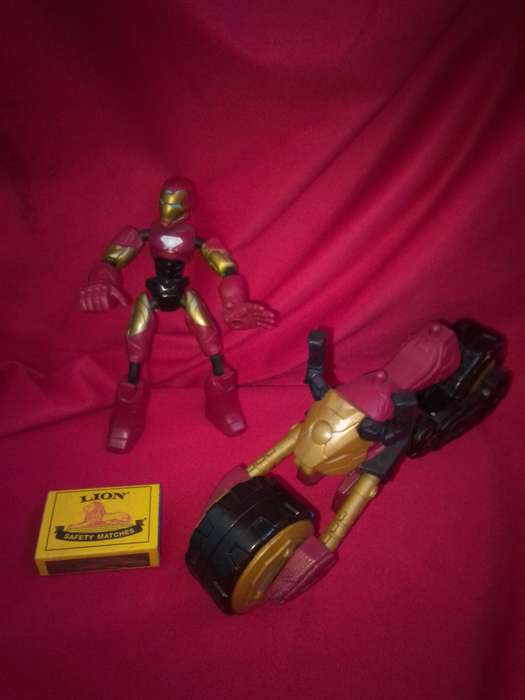 2019 Marvel Hasbro Branded Iron Man With Bike
