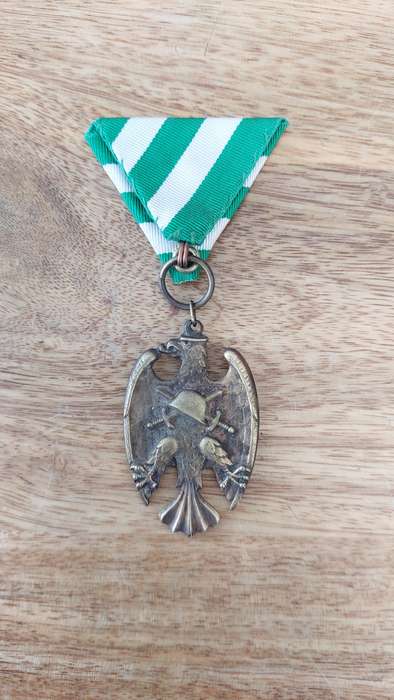 - Austria Starhemberg Vogel Heimwehr Medal of Honor for Home Guard 1934 -