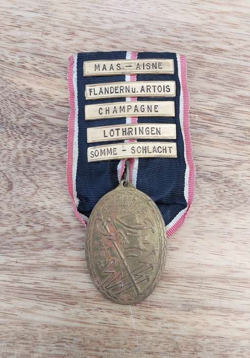 German WW1 Kyffhauserbund Veteran Medal with 5 Combat Ribbons/Clasps