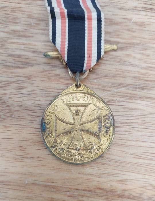 WW1 German Medal of the Legion of Honor with Combatant's Ribbon Clasp