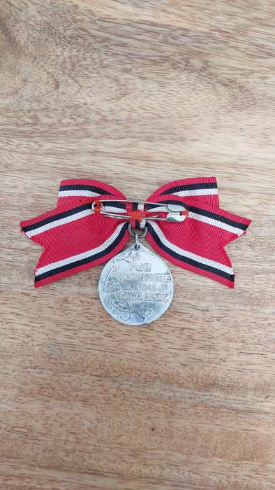 - Prussian Red Cross Medal with Ostasien 1900/01 Clasp -