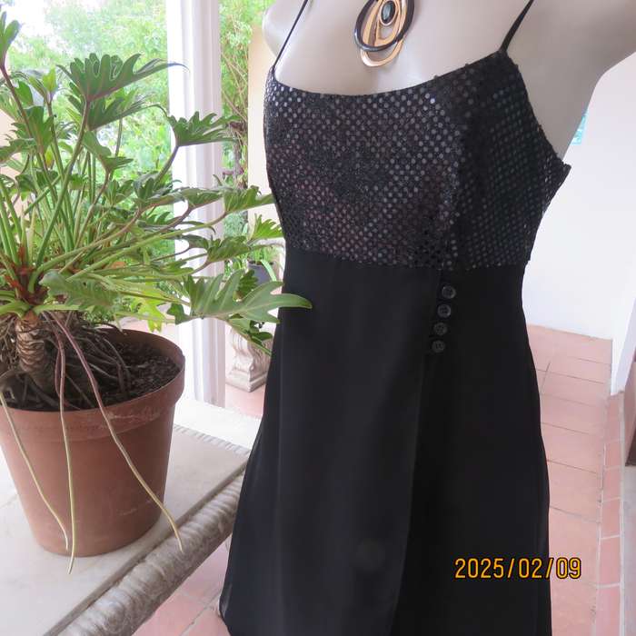 KELSO little black size 34 evening dress. Glamour bust area with straps. 2 Layer fold over bottom.