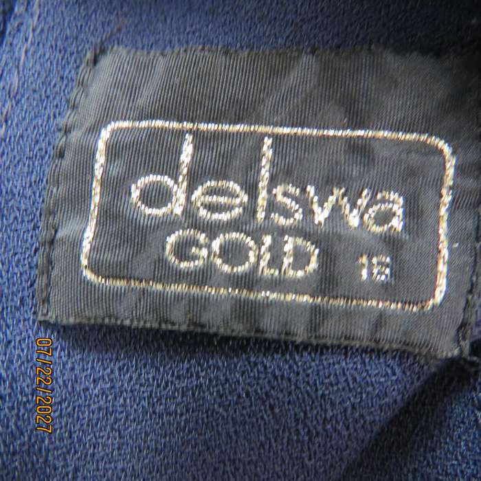 DELSWA GOLD elegant extra long navy 6 button down jacket. Pleated back-corded decoration. Size 40