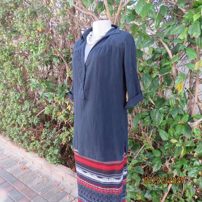 FRESH PRODUCE overdyed navy cotton slip over top. Size 36. Bracelet sleeves.