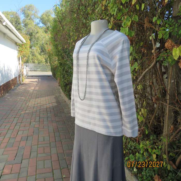 WOOLWORTHS polycotton white-silvergrey horizontal stripe long sleeve top. Size 38