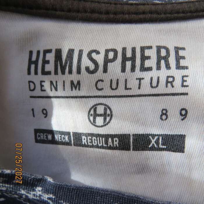 HEMISPHERE denim culture  navy-white T shirt size Large. Tie dye look.