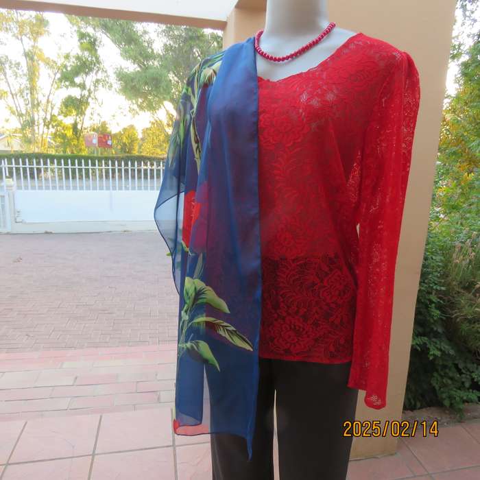 Boutique made postbox red long sleeve acrylic lace scooped neck slip over top. Size 36. As new